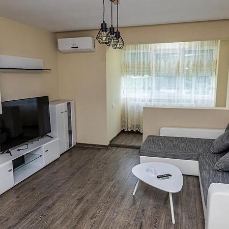 Iulian Appartement Brăila Buitenkant foto
